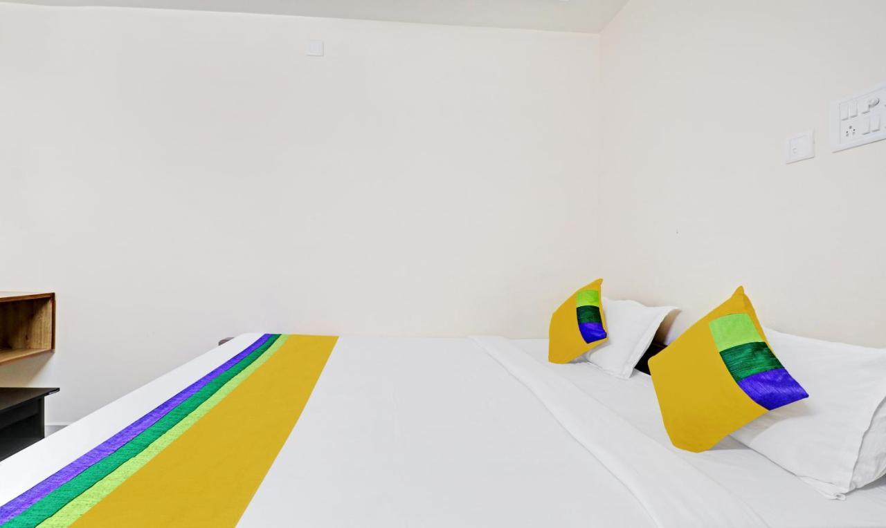 Itsy By Treebo - Vardhan Stay Inn Тирупати Екстериор снимка